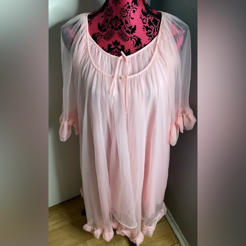LISETTE Vintage Pink Sheer Nightgown & Robe Set M/L